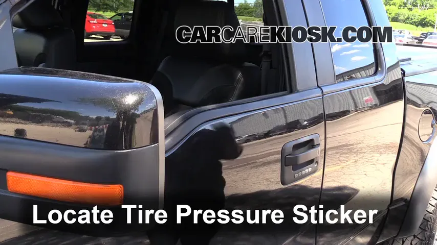 2010 Ford F-150 SVT Raptor 6.2L V8 Tires & Wheels Check Tire Pressure